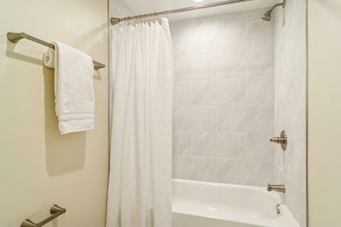 Tiny photo for 630 Woodhollow Lane, Buffalo Grove, IL 60089 (MLS # 12523369)