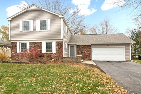 Photo of 630 Woodhollow Lane, Buffalo Grove, IL 60089 (MLS # 12523369)