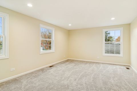 Tiny photo for 630 Woodhollow Lane, Buffalo Grove, IL 60089 (MLS # 12523369)