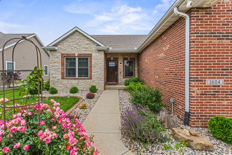 Tiny photo for 1604 Kassen Avenue, Mahomet, IL 61853 (MLS # 12531706)