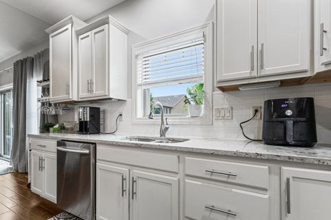 Tiny photo for 1604 Kassen Avenue, Mahomet, IL 61853 (MLS # 12531706)