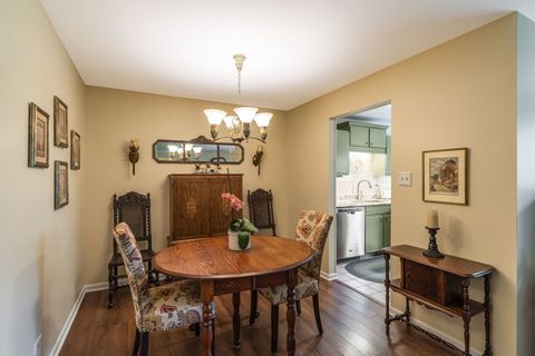 Tiny photo for 1246 E Evergreen Drive #7, Palatine, IL 60074 (MLS # 12641737)