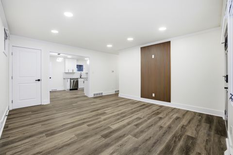 Tiny photo for 1054 Elliott Avenue, Aurora, IL 60505 (MLS # 12524617)