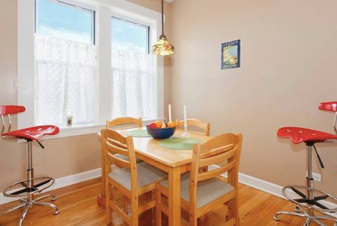 Tiny photo for 1511 W Pratt Boulevard #3, Chicago, IL 60626 (MLS # 12522793)