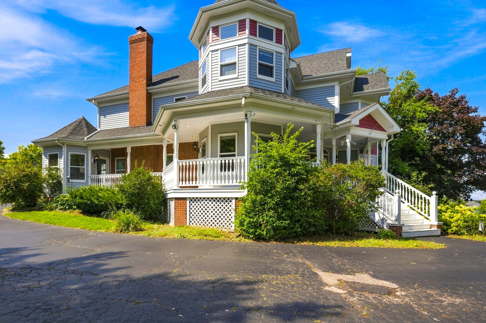 45W235 Unit B Hillview Lane