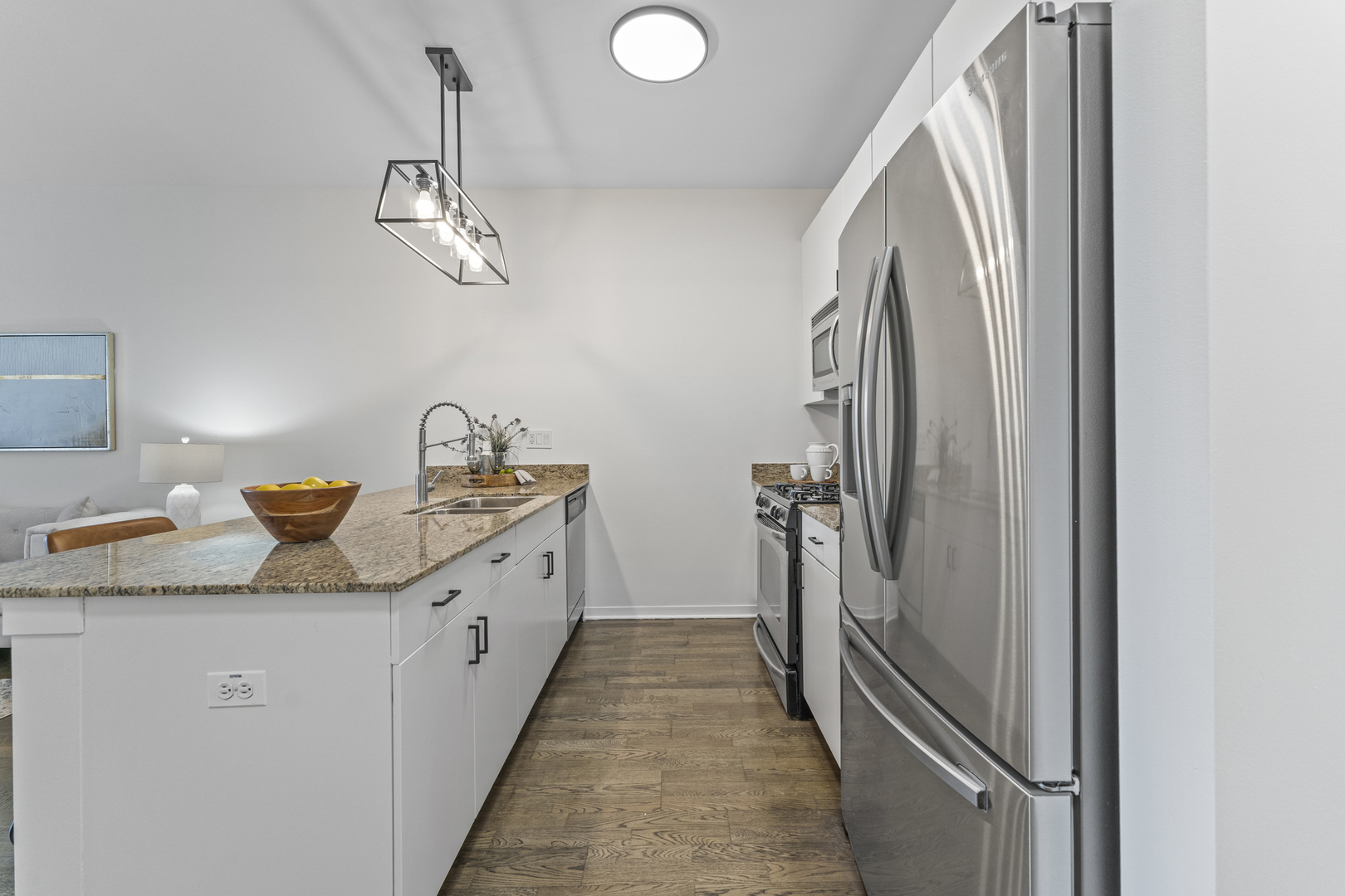 437 W Division Street 515