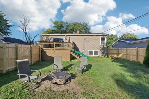 Tiny photo for 37255 N Lake Shore Drive, Lake Villa, IL 60046 (MLS # 12472765)