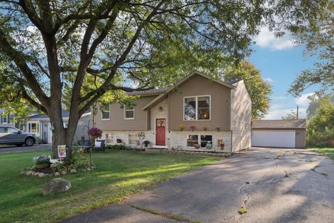 Tiny photo for 37255 N Lake Shore Drive, Lake Villa, IL 60046 (MLS # 12472765)