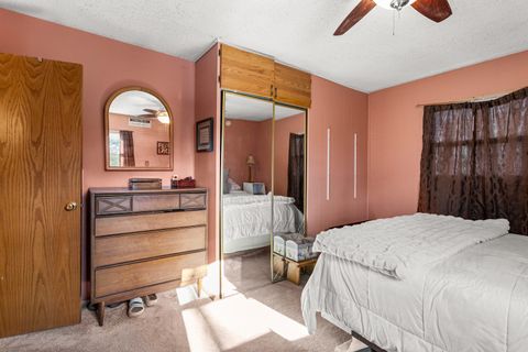 Tiny photo for 2417 E Green Street, Urbana, IL 61802 (MLS # 12535086)