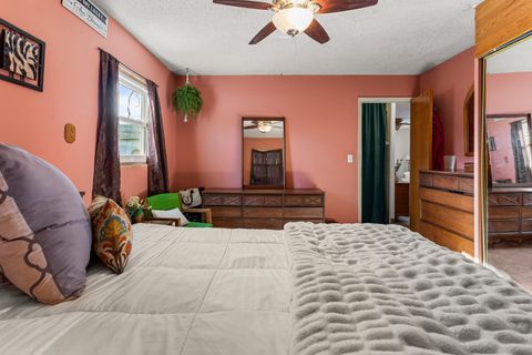 Tiny photo for 2417 E Green Street, Urbana, IL 61802 (MLS # 12535086)