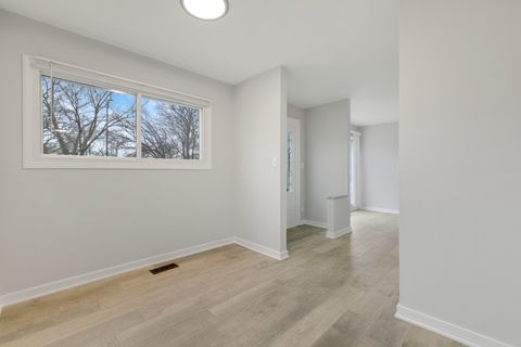 Tiny photo for 108 Walnut Drive, Streamwood, IL 60107 (MLS # 12635260)
