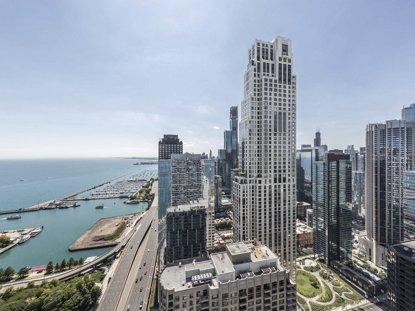 514 N Peshtigo Court 3301