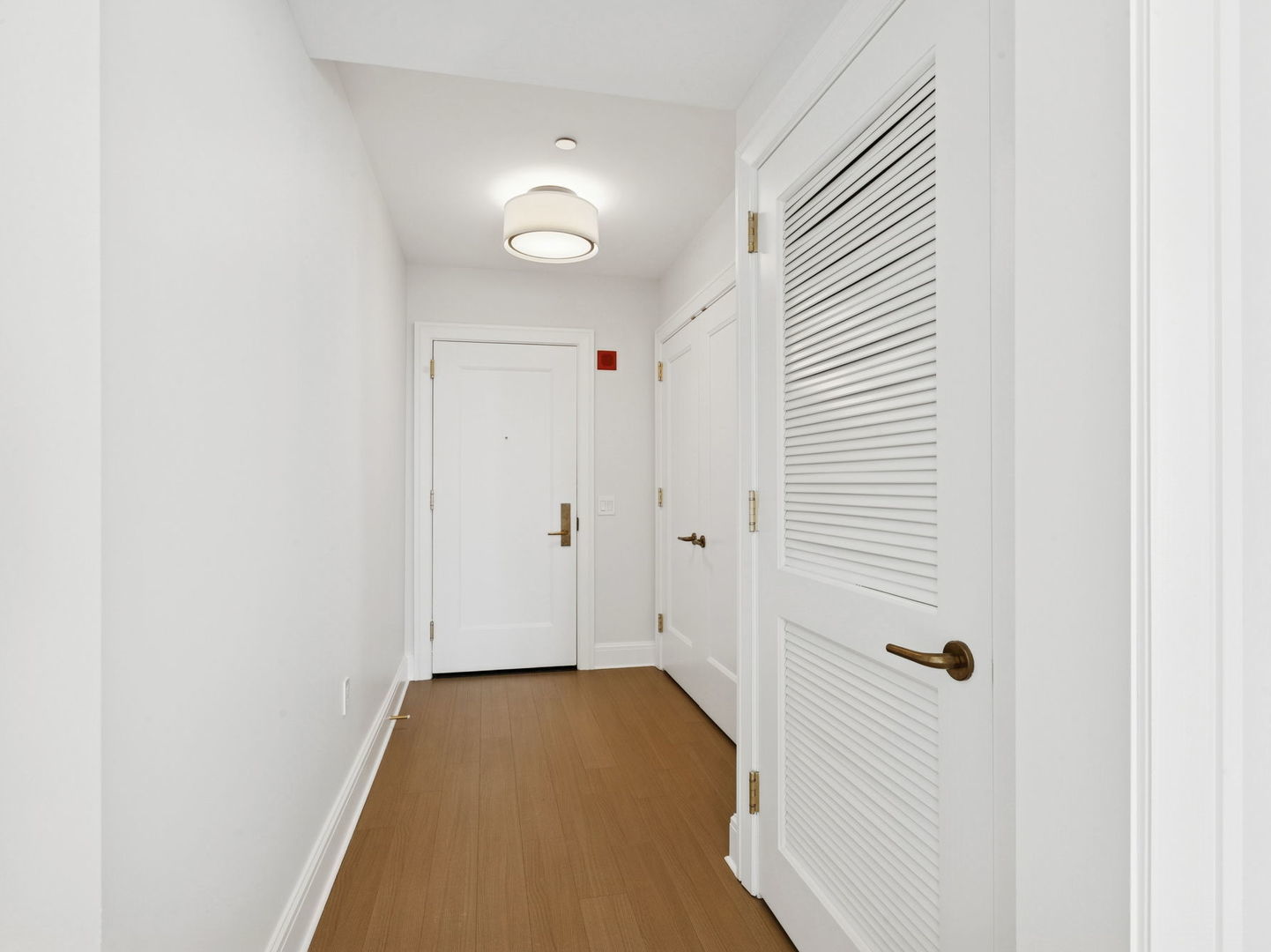 514 N Peshtigo Court 3301