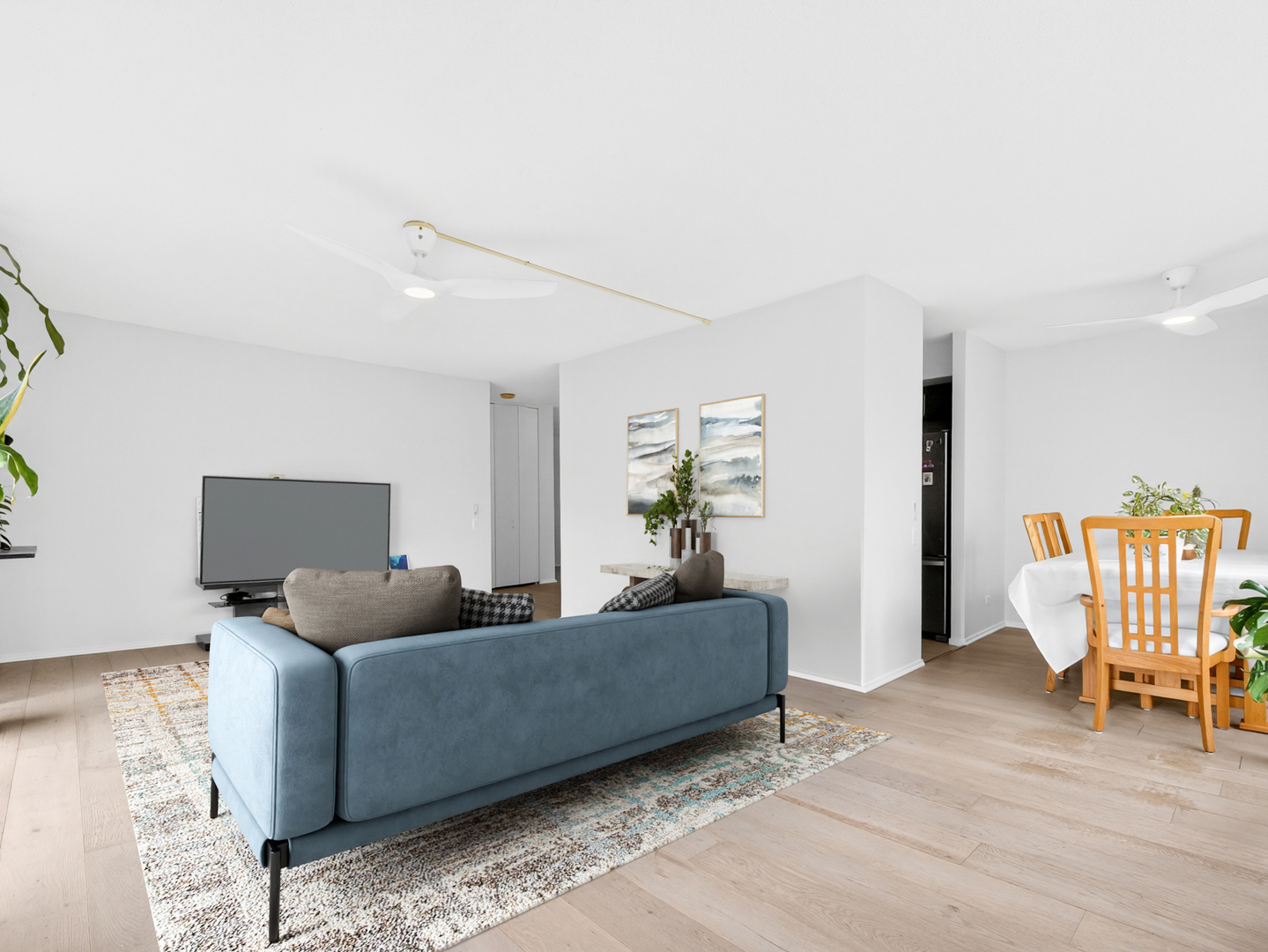 1143 S Plymouth Court 407