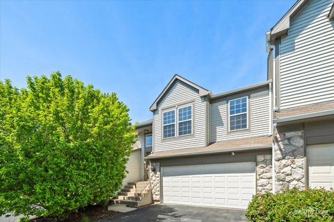 Photo of 3152 Ollerton Avenue, Aurora, IL 60502 (MLS # 12525286)