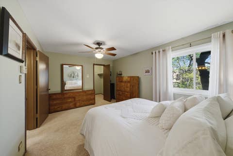 Tiny photo for 1 W Stonebridge Court #1C, Palos Hills, IL 60465 (MLS # 12698141)