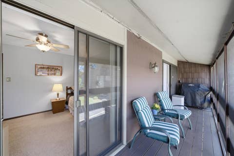 Tiny photo for 1 W Stonebridge Court #1C, Palos Hills, IL 60465 (MLS # 12698141)