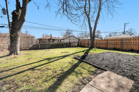 Tiny photo for 1943 Mayfair Avenue, Westchester, IL 60154 (MLS # 12590291)