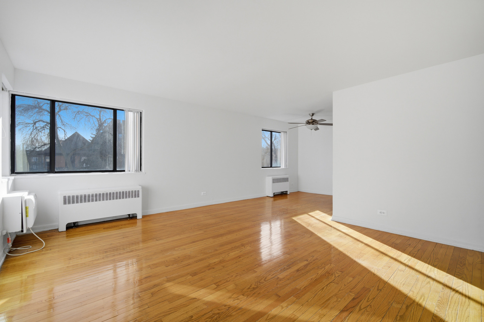 1508-1512 W Farwell Avenue