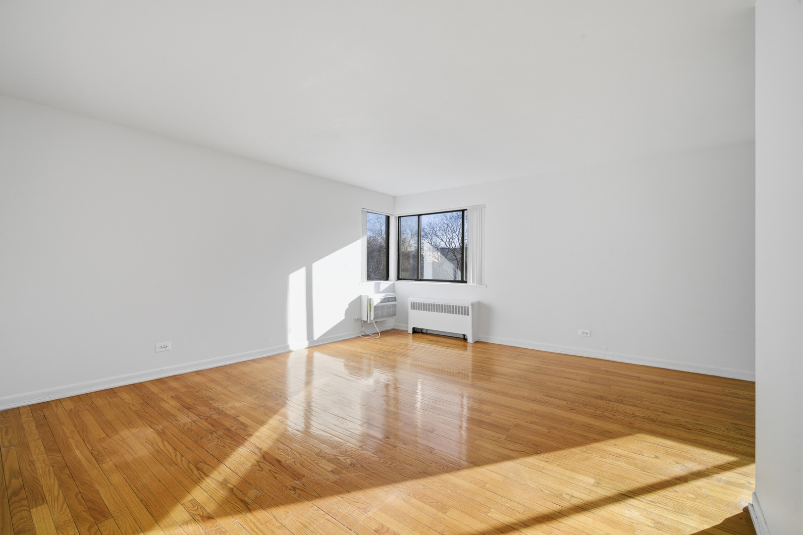 1508-1512 W Farwell Avenue