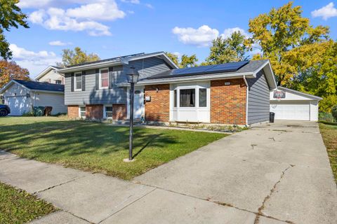 Tiny photo for 4240 176th Street, Country Club Hills, IL 60478 (MLS # 12604428)