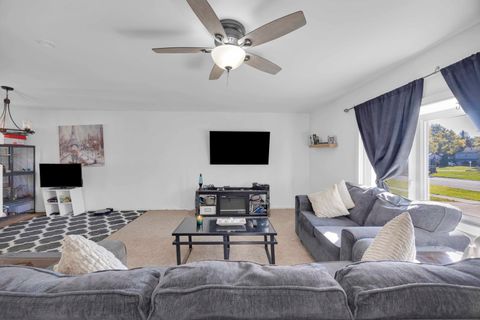 Tiny photo for 4240 176th Street, Country Club Hills, IL 60478 (MLS # 12604428)