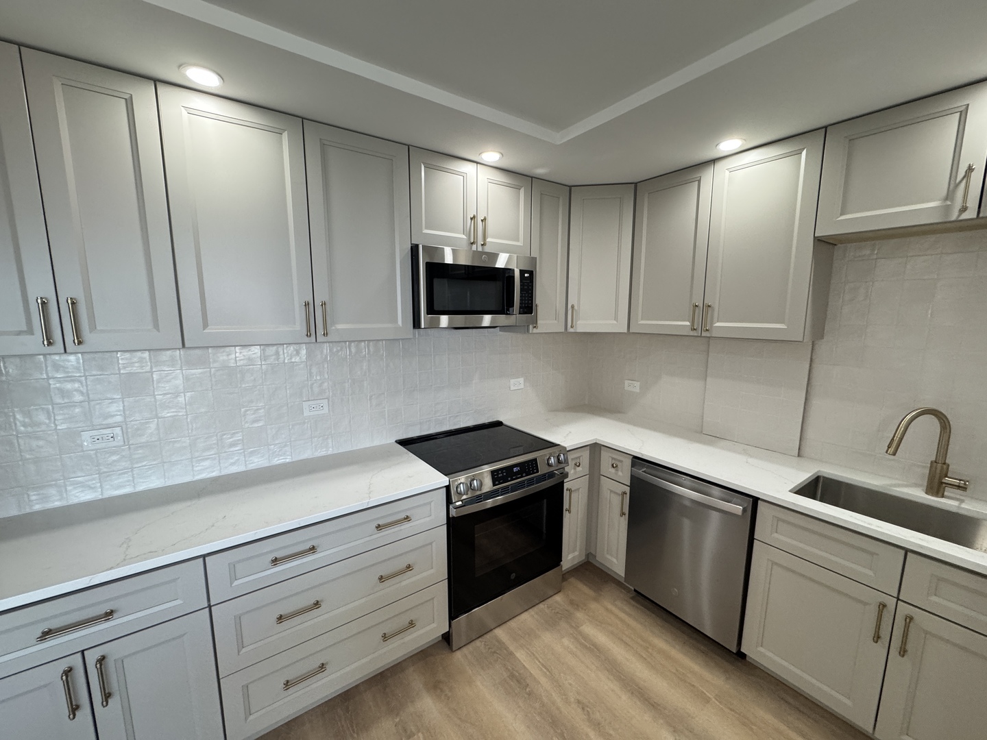 2970 N Lake Shore Drive 18D