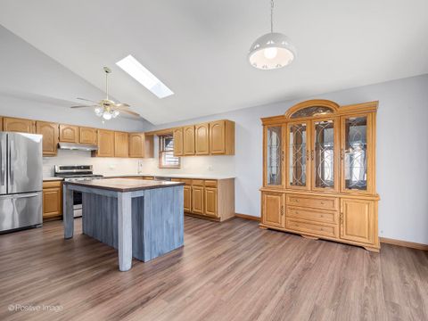 Tiny photo for 27W015 Manchester Road, Winfield, IL 60190 (MLS # 12620983)