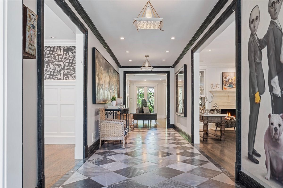395 Greenleaf Avenue