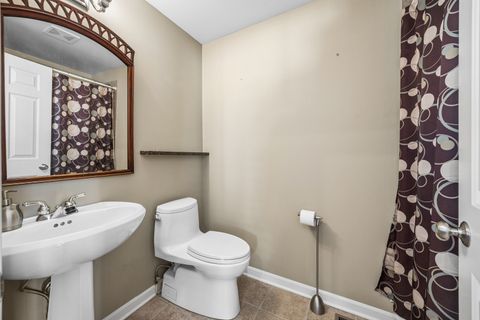 Tiny photo for 420 Pennsylvania Way, Oak Park, IL 60302 (MLS # 12598553)