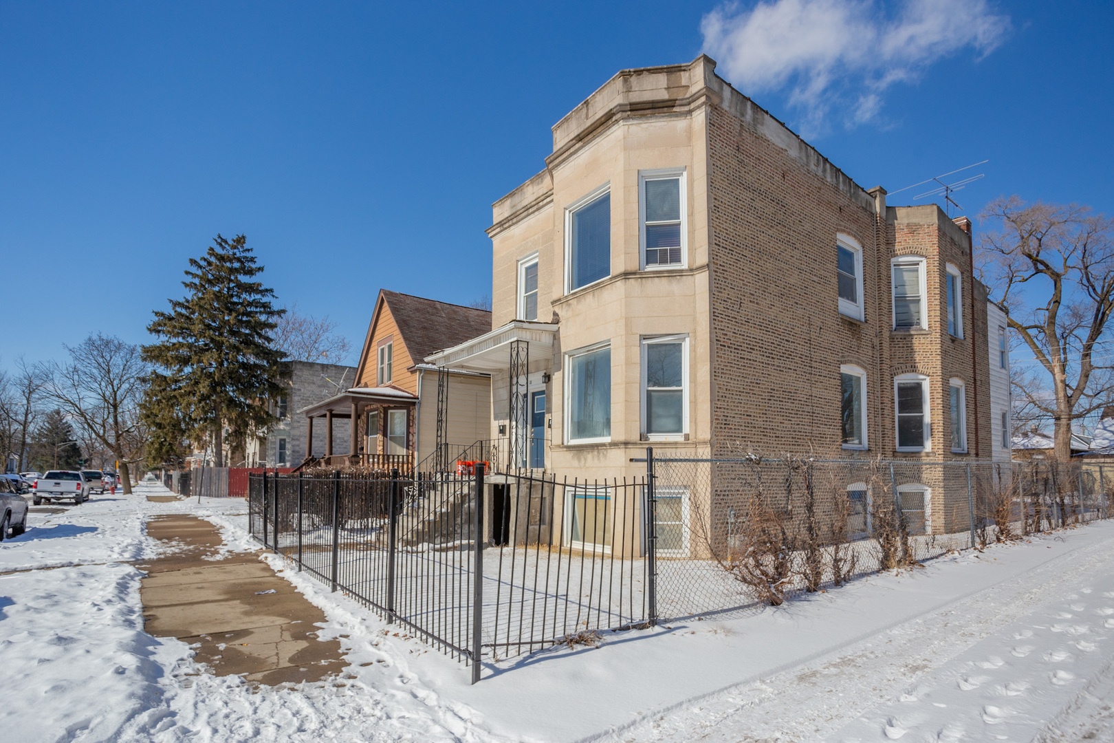18 W 109th Street