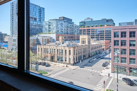 Tiny photo for 1000 W Washington Boulevard #446, Chicago, IL 60607 (MLS # 12584578)