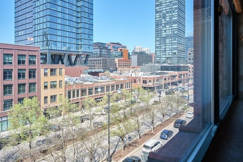 Tiny photo for 1000 W Washington Boulevard #446, Chicago, IL 60607 (MLS # 12584578)