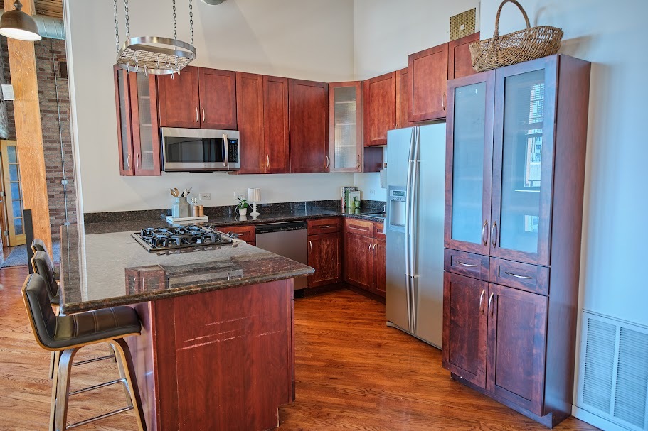 1000 W Washington Boulevard 446