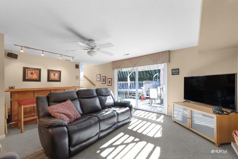 Tiny photo for 1155 W Westwood Trail, Addison, IL 60101 (MLS # 12503483)