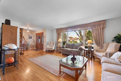 Tiny photo for 1155 W Westwood Trail, Addison, IL 60101 (MLS # 12503483)