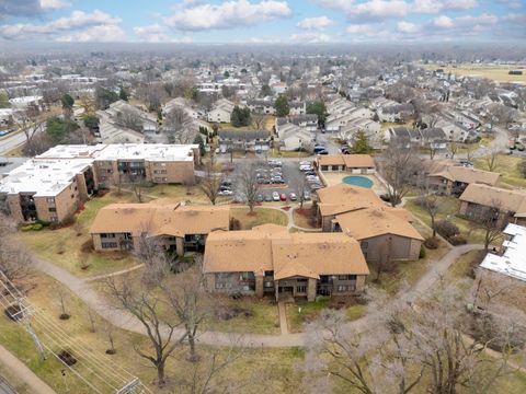 Tiny photo for 1132 E Randville Drive #2H, Palatine, IL 60074 (MLS # 12541225)