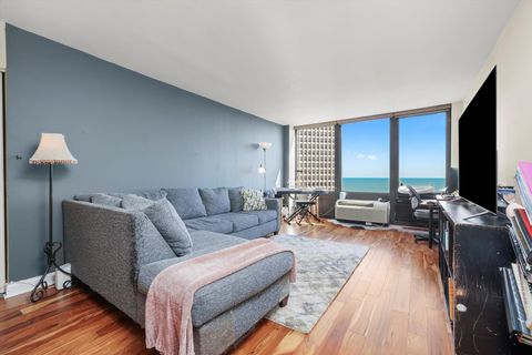 Tiny photo for 5320 N Sheridan Road #2304, Chicago, IL 60640 (MLS # 12504855)