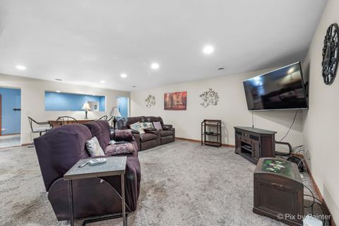 Tiny photo for 1423 N River Road, McHenry, IL 60051 (MLS # 12423698)