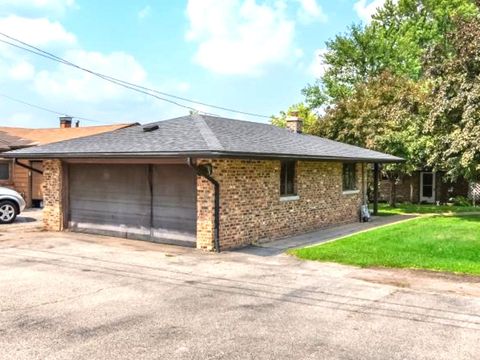 Tiny photo for 1423 N River Road, McHenry, IL 60051 (MLS # 12423698)