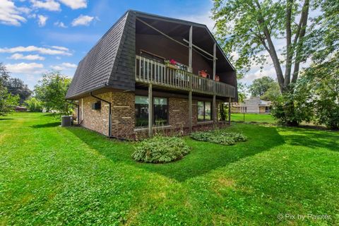 Tiny photo for 1423 N River Road, McHenry, IL 60051 (MLS # 12423698)