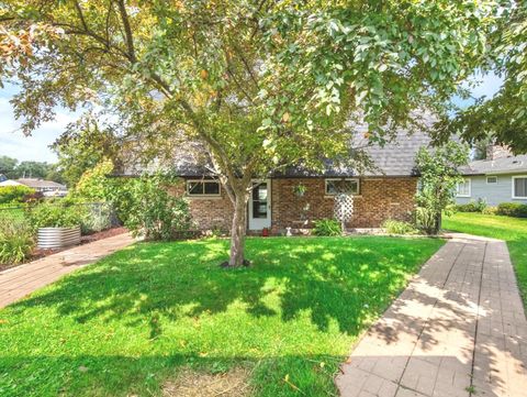 Tiny photo for 1423 N River Road, McHenry, IL 60051 (MLS # 12423698)