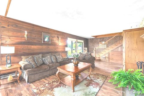 Tiny photo for 1423 N River Road, McHenry, IL 60051 (MLS # 12423698)