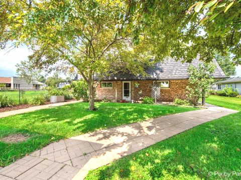 Tiny photo for 1423 N River Road, McHenry, IL 60051 (MLS # 12423698)
