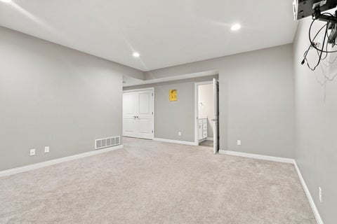 Tiny photo for 4464 SLATE CREEK Drive #0, Bettendorf, IA 52722 (MLS # 12787491)