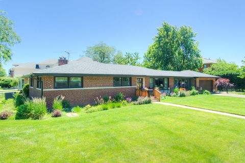 A home in Lincolnwood