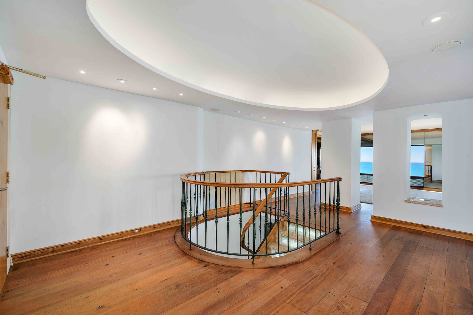 1100 N Lake Shore Drive 24B