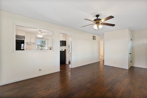 Tiny photo for 17983 W Gages Lake Road, Grayslake, IL 60030 (MLS # 12503130)