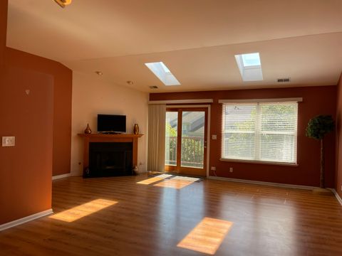 Tiny photo for 2043 Peach Tree Lane, Algonquin, IL 60102 (MLS # 12492152)