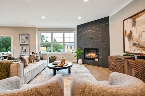 Tiny photo for 131 Harding Court, Glen Ellyn, IL 60137 (MLS # 12385879)